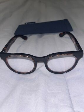Round Tortoiseshell Women's Reading Eyeglasses - Classic Brown Pattern 2.75